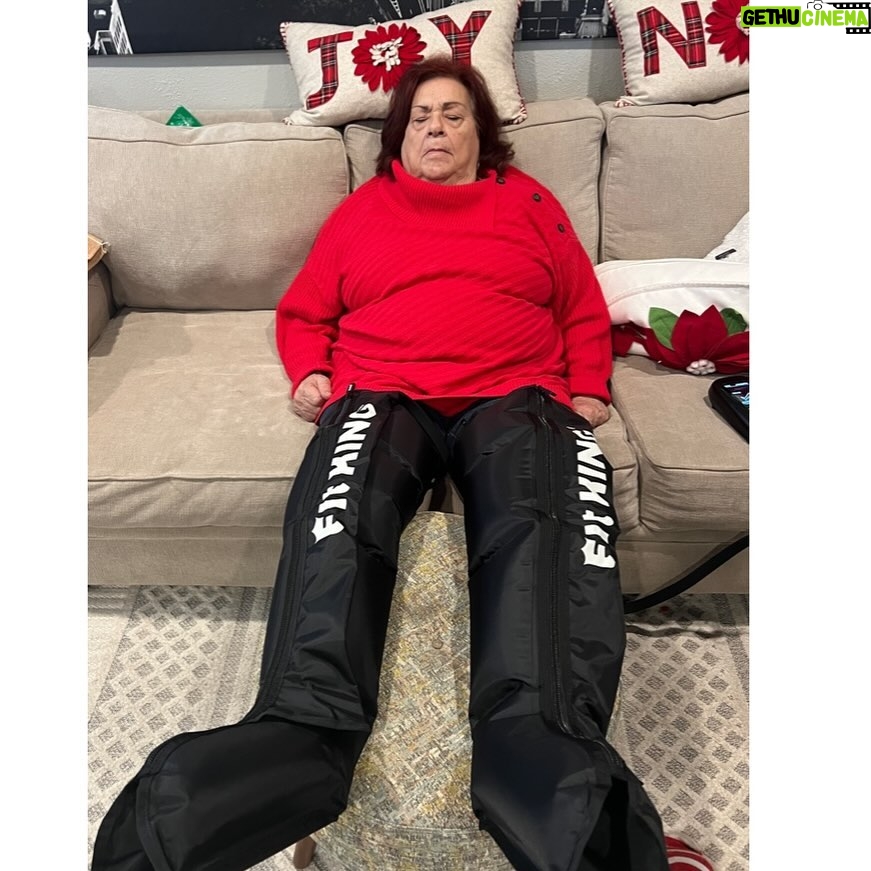 Jimmy Kimmel Instagram - Merry Christmas to all, and to all a good night.