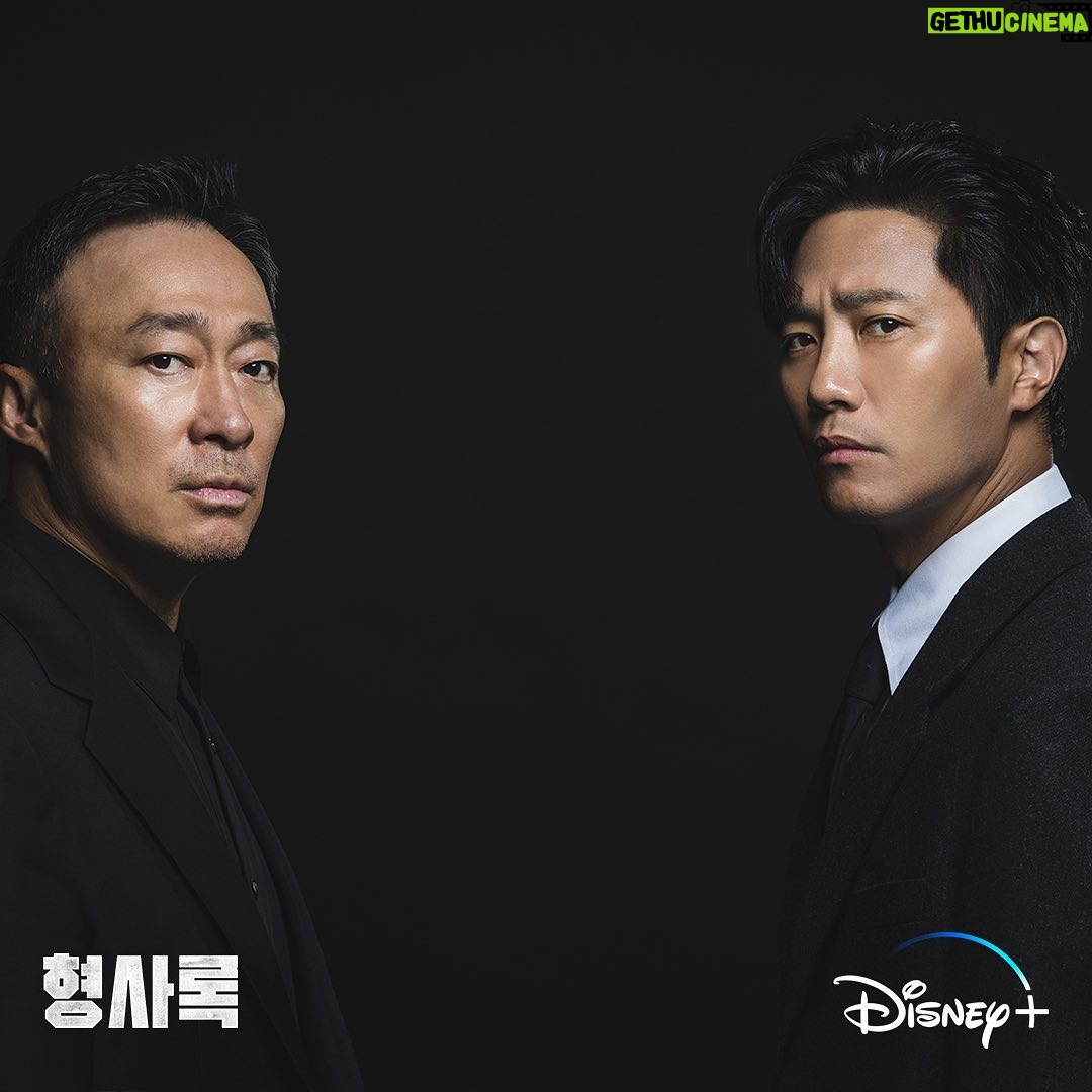 Jin Goo Instagram - . 많관부!!! ⠀ Enjoy it!! ⠀ 형사록!! ⠀ Shadow Detactive!! ⠀ #국진한 #형사록 #디즈니플러스 #shadowdetactive #disneyplus