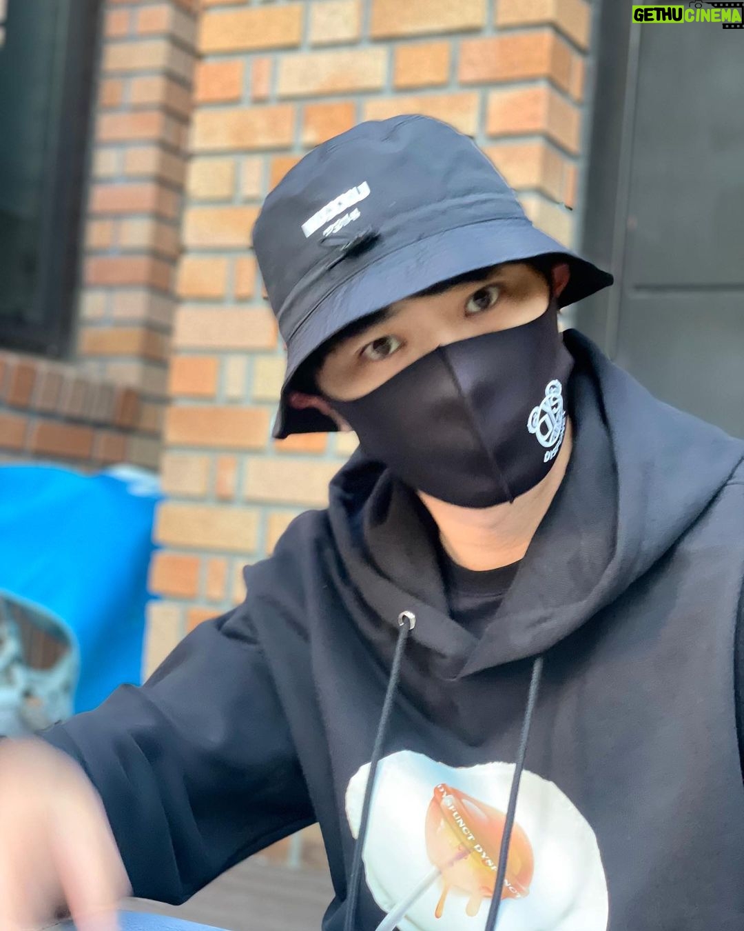 Jin Goo - 106.1K Likes - 🖤🏠
