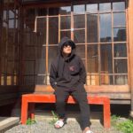 Jin Goo Instagram - 저는 군산에서 열심히 영화 촬영 중입니다^^ 음~청 건조하네요~ Ma Bro JED~ 여러분~ 모두모두 Cheer up!! Hang in there!! #Dysfunct #불조심