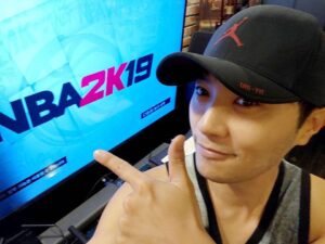 Jin Goo Instagram - 오랜만👈 
재밌게 지내고 있습니다!!
#nba2k19 #🏀⛹🎮