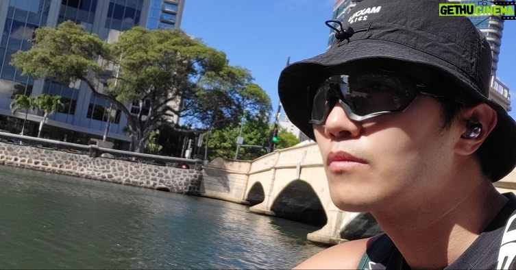 Jin Goo Instagram - . πΊππ β β β #daily #Hawaii #travel #Aloha