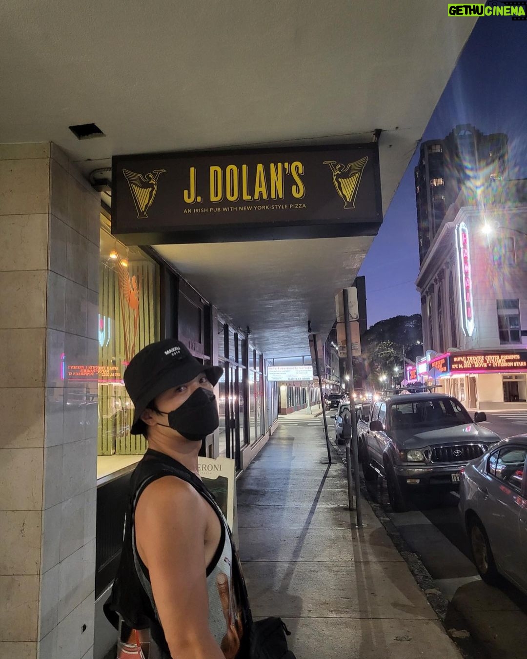 Jin Goo Instagram - . β Pizza time~π β 3λ
λ§μ μ°Ύμ J.Dolanβs λ΄ μΈμ μ΅μ π μ€λλ§μ΄μ§~ β #myfav #hawaii #jdolanspizza