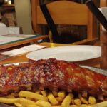 Jin Goo Instagram - 내가 찾아낸 로컬 맛집!! #Spareribs #비엔나 립 #bauerbrau 그리고 #벨베데레 궁전 #belvedere #클림트 #에곤 쉴레 그리고 #KISS. It was really good time in #vienna #austria I am heading to #prague #czech see you there..! #catch me if you can! 저는 이제 체코 프라하로 향합니다! #나를찾아줘 #JG