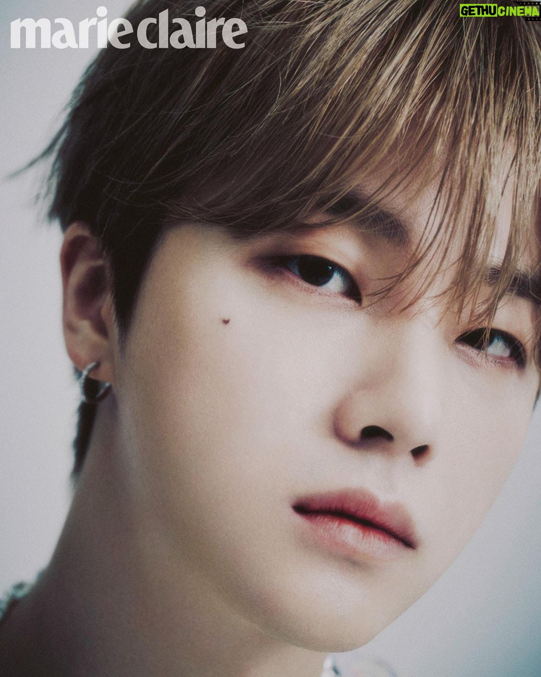 Jinhwan Instagram - 마리끌레르 9월호 기대해주세요🌼 #marieclaire