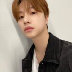 Jinhwan Instagram - 영상으로나마 봐서 좋았어요 ㅜ ㅜ 얼른 영상통화말고 직접 만나게 되길!! #iKONIC ❤️