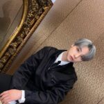 Jinhwan Instagram - 킹덤 재밌게 봤어요?🙃 목요일 7시 50분이 우리 아이코닉에게 선물이길🤟🏻