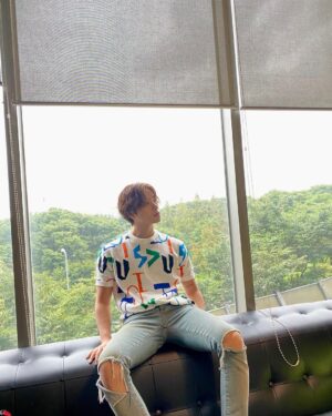 Jinhwan Instagram - 잘 지내요? ℹ️KONIC