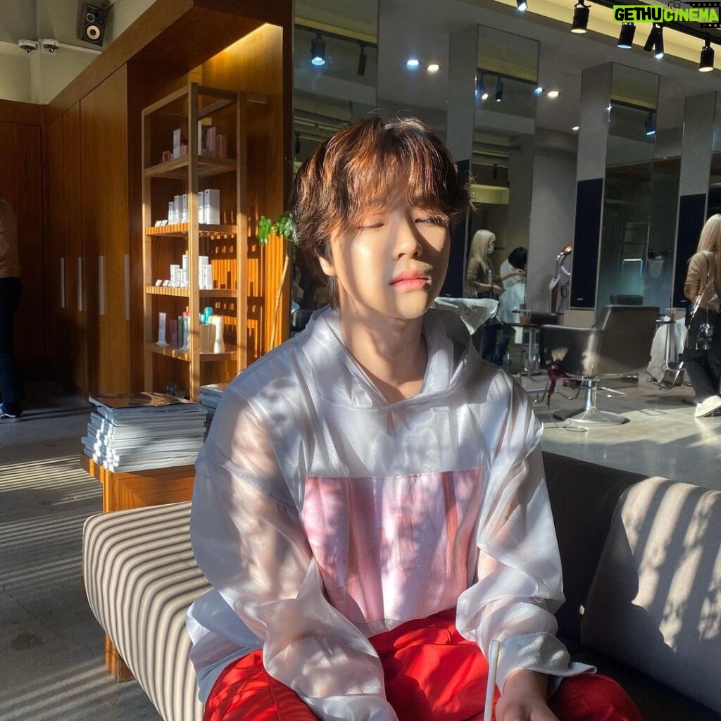 Jinhwan Instagram - vitaminD #광합성스타그램
