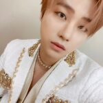 Jinhwan Instagram - 😉