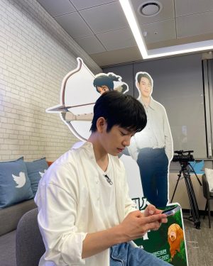 Jinyoung Instagram - #프린세스아야
