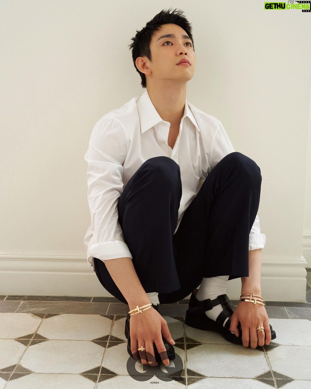 Jinyoung - 1 Million Likes - #gq #tiffanyandco