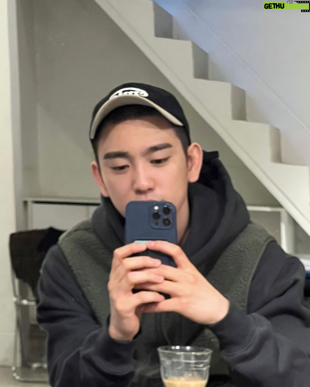 Jinyoung - 1 Million Likes -