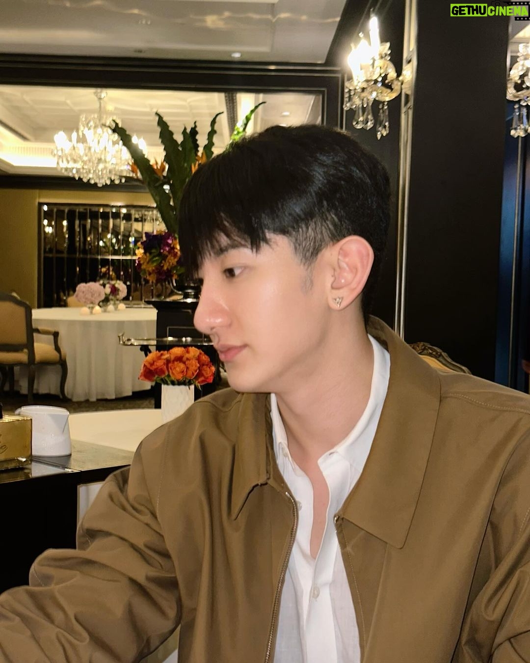 Jirakit Kuariyakul Instagram - Let’s eat