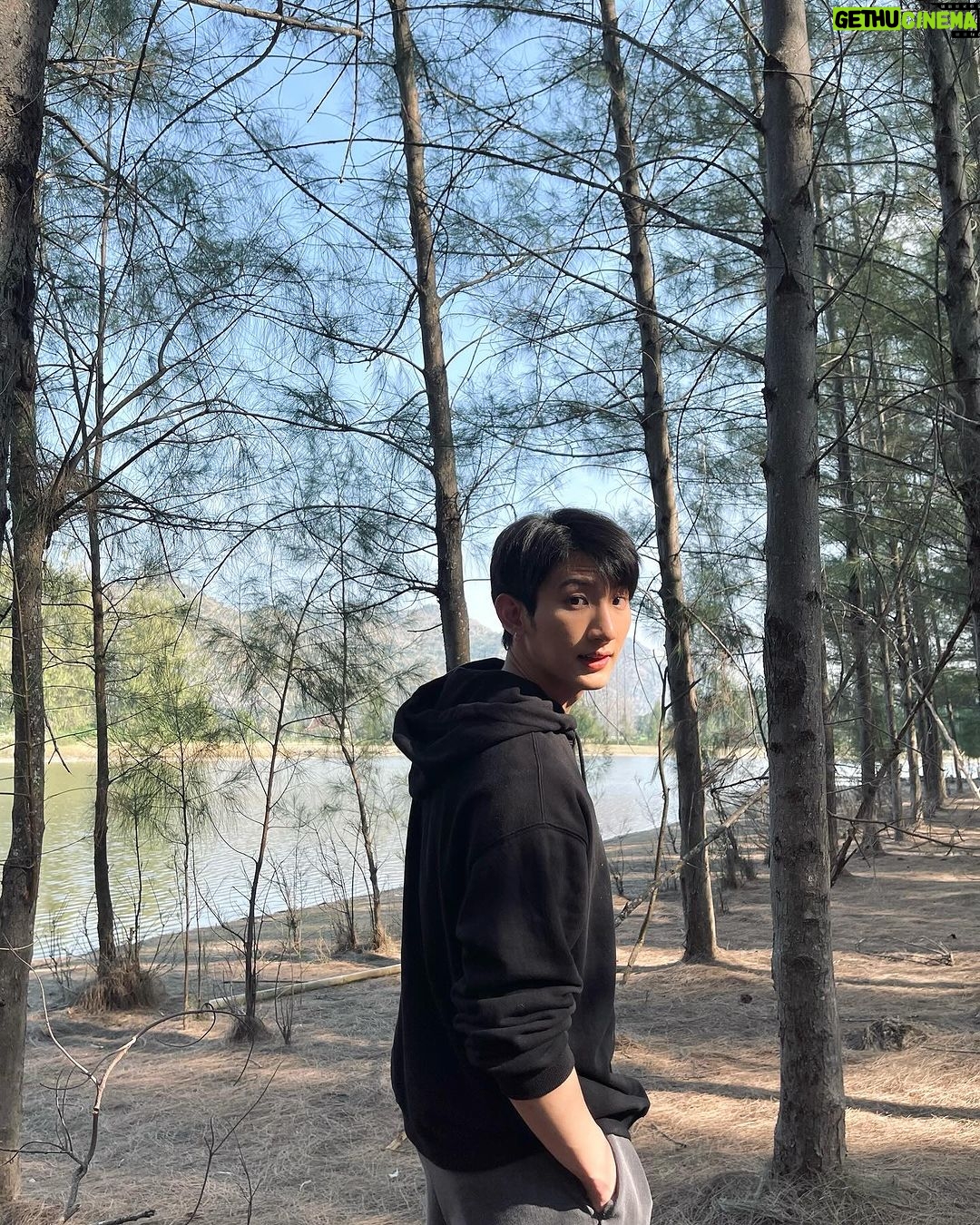 Jirakit Kuariyakul Instagram - ในที่สุดก็จะได้ดู เรย์ เกรท ต๊อบ แล้ววว เจอกัน ทุกพุธ 1 ทุ่ม ทางWetv คับบ