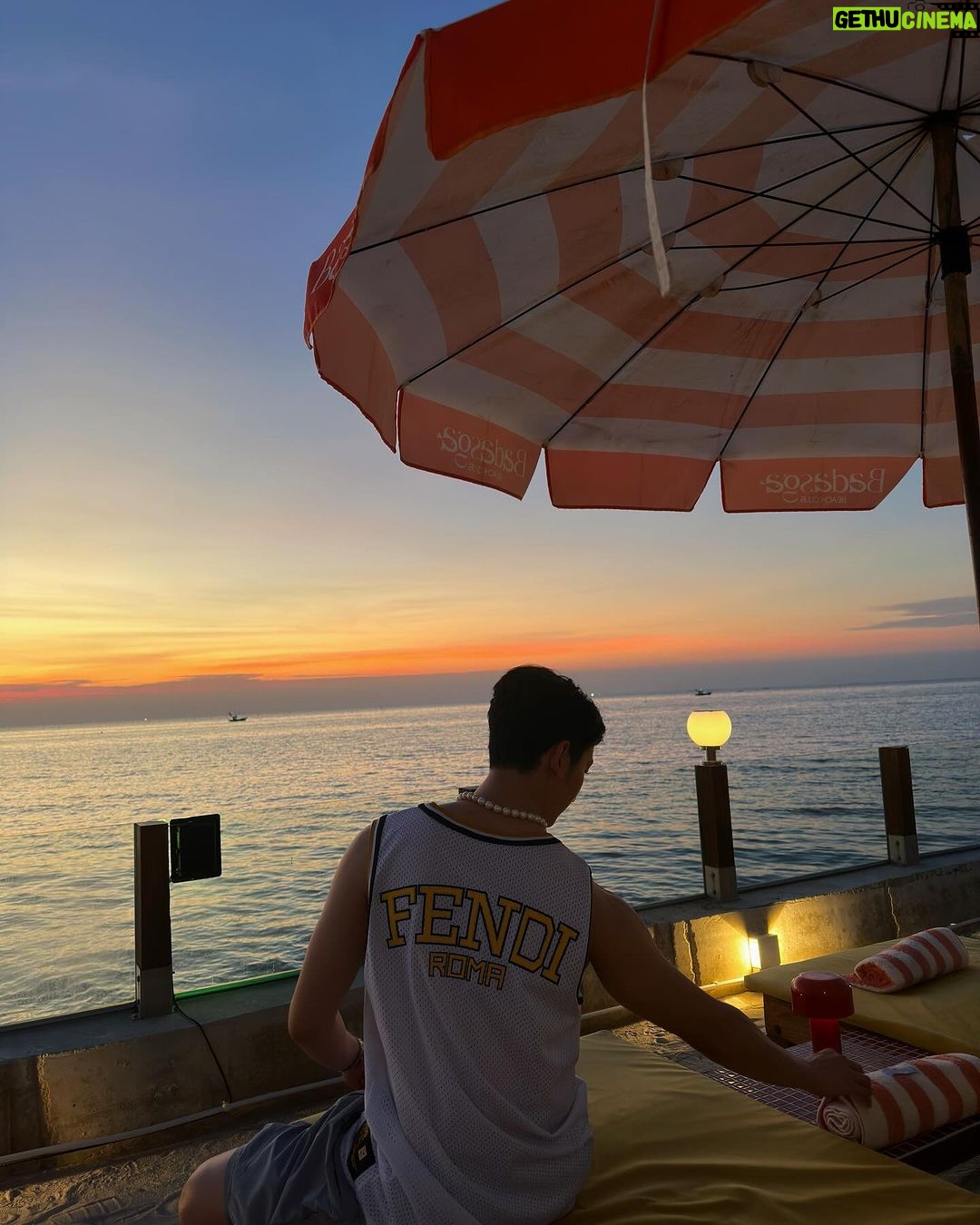 Jirakit Kuariyakul Instagram - 🌄 Badasga Beach Club