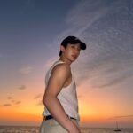 Jirakit Kuariyakul Instagram - Kiss the sun ☀️