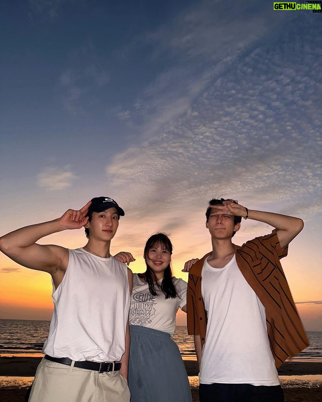 Jirakit Kuariyakul Instagram - Kiss the sun ☀️