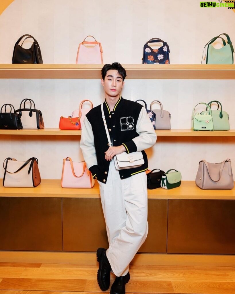 Jiratchapong Srisang Instagram - A great night and celebration with @katespadeny @katespade_malaysia for the opening of its new concept store at The Exchange TRX . Thank you everyone who came! Saya Cinta Kamu💚 #katespadeny #katespademalaysia