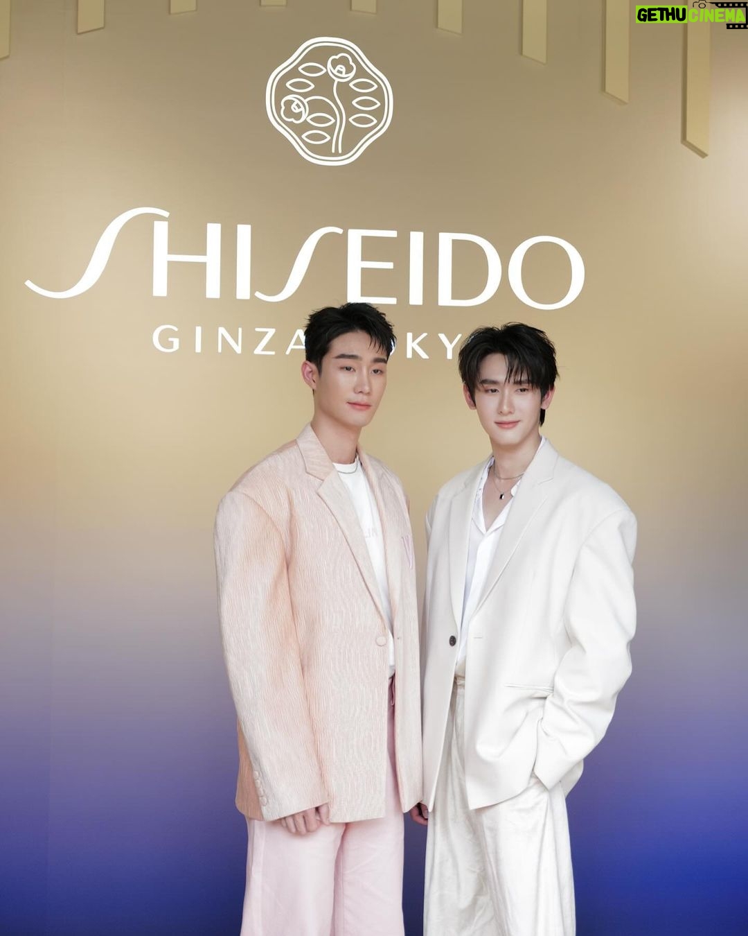 Jiratchapong Srisang Instagram - ดีใจและรู้สึกเป็นเกียรติมากๆ ที่ได้มาร่วมงาน @shiseido “Journey of Potential” 1st event in Bangkok Let’s discover your skin potential within✨ มาสัมผัสประสบการณ์และร่วมทดลอง New Vital Perfection Advanced Cream กันในงานได้จนถึง 4 ก.พ. นี้นะครับ #VitalPerfection #ShiseidoThailand #PotentialHasNoAge