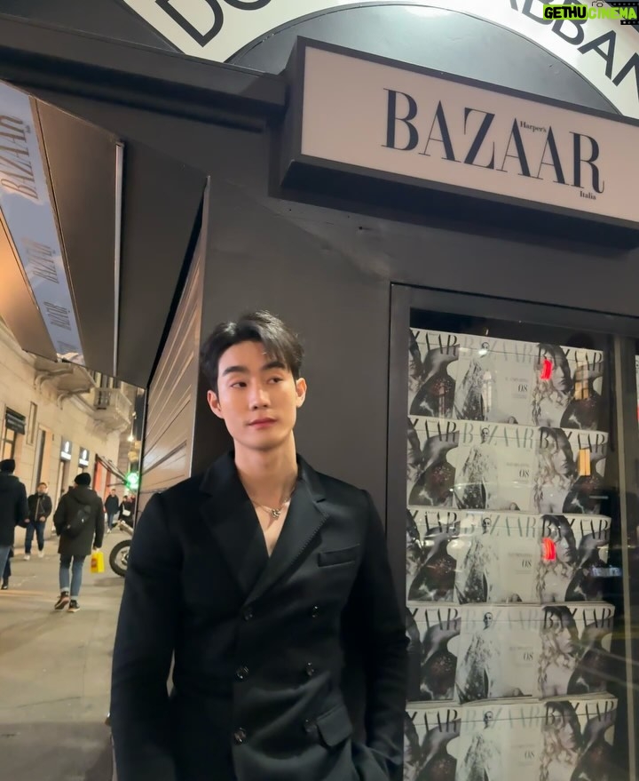 Jiratchapong Srisang Instagram - Dinner with 🍽️ @dolcegabbana #DolceGabbana Dolce & Gabbana Martini