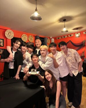 Jiratchapong Srisang Instagram - About last night ✨🤍