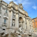 Jiratchapong Srisang Instagram - ขอให้ลูกได้กลับมาอิตาลีอีกนะครับ 🤍 Trevi Fountain, Rome