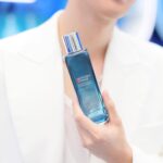 Jiratchapong Srisang Instagram - ฟอสอยากชวนทุกคน มาที่งาน HOTEL DE LUXE ที่บูท BIOTHERM GIFT THE POWER OF THE BLUE WONDERS ที่ลาน Parc Paragon กันเยอะๆ นะครับ มี item skincare จาก Biotherm ให้ช้อปมากมาย พร้อมโปรโมชั่นอีกเยอะสุดๆ ไปเลยครับ 💙 งานมีตั้งแต่วันนี้ จนถึง 26 พ.ย. นี้นะครับ #BiothermXForce