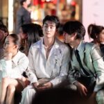 Jiratchapong Srisang Instagram - งาน World Fashion Trend SS2024 ที่สยามพารากอนปีนี้ ตื่นตาตื่นใจกับโชว์ Luxury Brands ที่มาครบมาเต็มจริงๆ ส่วนคืนนี้ ผม ฟอสเลือกลุคของ Dolce&Gabbana มาใส่ ชอบตรงดีเทลที่ตัวเสื้อมาก มีลายดอกไม้ใส่แล้วรู้สึกได้ถึง Summer Vibes จริงๆ #SiamParagon #SiamParagonWorldFashionTrendSS2024 @siamparagonshopping @dolcegabbana