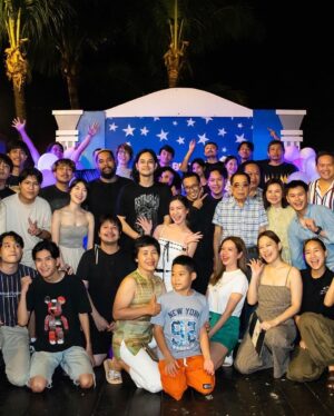Jirayu La-ongmani Instagram - มาพักผ่อนที่เวโรน่า ทับลาน ปราจีนบุรี สนุกมากๆ กิจกรรมเยอะ บรรยากาศดีฟีลเมืองนอก

ใครมองหาที่พักช่วงปลายปี แนะนำที่นี่เลยครับ @veronatublan.official ไม่ไกลกรุงเทพ ชวนครอบครัว ชวนเพื่อนมากันเลย 😎