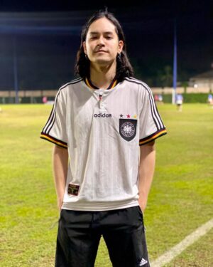 Jirayu La-ongmani Instagram - ขอบคุณเสื้อ จาก @ari_football #AriFootball #FootballForAll #ฟุตบอลของทุกคน
