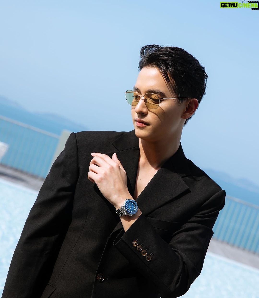 Jirayu Tangsrisuk Instagram - OMEGA Boutique 1 Year Anniversary at central phuket floresta ME with SEAMASTER DIVER 300M SUMMER BLUE & SPEEDMASTER MOONWATCH WHITE DIAL 🤍 ☺️ @Omega #OMEGAThailand #Speedmaster #Seamaster