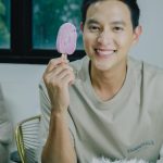 Jirayu Tangsrisuk Instagram - 🍦😋⭐️ วันหยุดแบบนี้ เจมส์อยากชวนทุกคนมาสัมผัสความฟินกันแบบสุดฟีล กับไอศกรีมครีโมไพลอท ที่มาพร้อมส่วนผสมช็อกโกแลต นำเข้าจากสวิส ช็อกหนาเข้มข้น 🍫เนื้อไอศกรีมเนียนนุ่มผสมนมฝรั่งเศส🍦 ครีโมจัดเต็มให้อร่อยเพียง 25 บาทเท่านั้น‼️ 🛒 ช่องทางOnline 7-Eleven​ Delivery https://7eleventh.page.link/DLrH https://7eleventh.page.link/KTwD 🛒 ร้านค้าใกล้บ้าน 7-Eleven, Lotus, The Mall, Big C, MaxValu และตู้ค​รีโม​ทั่วประเทศ #ครีโมฟินให้สุดฟีล #ไอติมครีโม #cremo