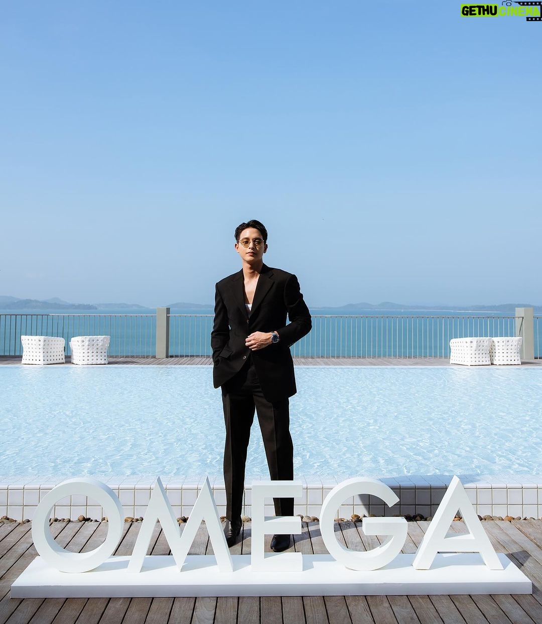 Jirayu Tangsrisuk Instagram - OMEGA Boutique 1 Year Anniversary at central phuket floresta ME with SEAMASTER DIVER 300M SUMMER BLUE & SPEEDMASTER MOONWATCH WHITE DIAL 🤍 ☺️ @Omega #OMEGAThailand #Speedmaster #Seamaster