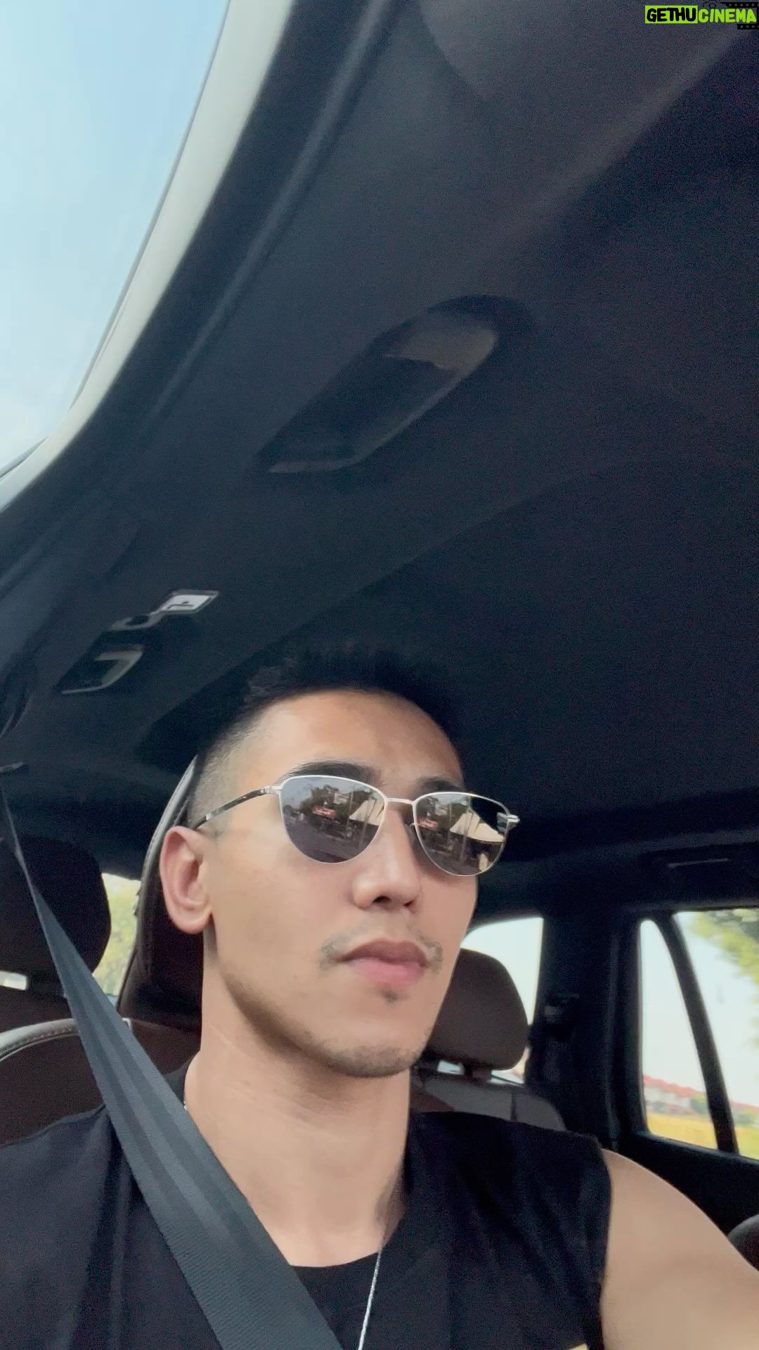 Jirayu Thantrakul - 44.1K Likes - เบื้องหลัง ปิดเมืองล่า PATTAYA HEAT 8กุมภาพันธ์ ทุกโรงภาพยนตร์ ไปดูกันนะครับ