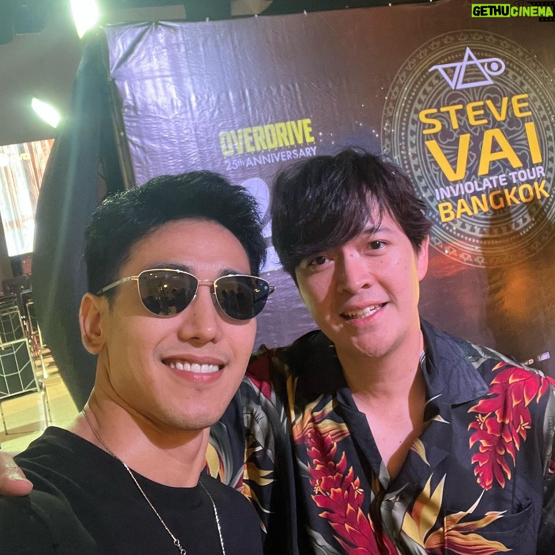 Jirayu Thantrakul Instagram - อยู่กับท่านพี่ @nammronnadet