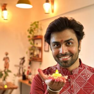 Jitendra Kumar Instagram - ॥ शुभ दीपावली ॥ 
#diwali #lights