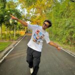 Jitendra Kumar Instagram - 🌿🌱🍀 #vibe #green