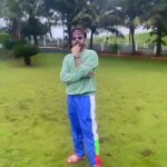 Jitendra Kumar Instagram - Aapko kya ?? 😅😅 #funtrips #friends