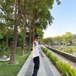 Jitendra Kumar Instagram - 🌿🌱🍀 #vibe #green