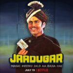 Jitendra Kumar Instagram - Magic Meenu apna show lekar aa rahe hai apke s̶h̶e̶h̶a̶r̶ ghar par, bas 2 dino mein! ✨🔮 Jaadugar, streaming from 15th July, only on Netflix. #JaadugarOnNetflix @eightypackabs @chhotathalaiva @jitendrak1 @_arushisharma @jaavedjaaferi @rukshardhilon12 @golaniamit @khannasaurus @vikeshbhutani @shubhshivdasani @poshampa_pictures @chalkboardentertainment @shujaatsaudagar @actormanojjoshi
