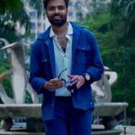 Jitendra Kumar Instagram - जाए जहॉ भी लेके जि़न्दगी .. we got to go that way..!!☘️ #DryDay #things HMU by @shenoyafernandes Styled by @krishi1606 Accessories by @adonis_sterling Photography @Aryanpathak23