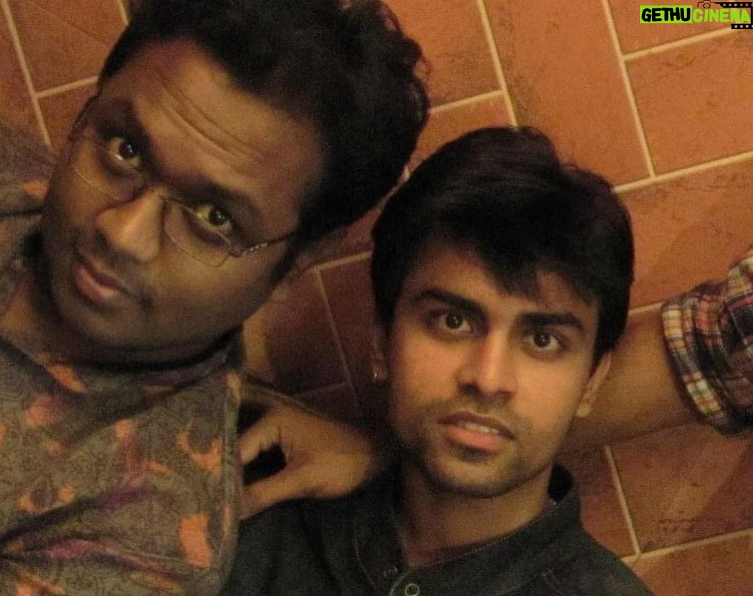 Jitendra Kumar Instagram - A Journey of two college friends: Kai baar mujhe poocha jata hai Acting ki training kaha se li .. here is my answer .. Im not a trained actor from any Acting school .. but this man is one of those first person who saw actor in me he believed more than me that I can act .. The memories are quite fresh how I met this guy who is college senior of mine and how we started working on plays in our college days .. how we are inspired by good movies .. good actors .. good directors .. poets.. writers.. story is 12 years long .. whatever new thing I learn about craft mostly came from him in regular conversations and discussions we do.. In the final month of IIT days he said mumbai chal main likhunga tu acting kar lena .. and we came to the city together .. in 3 months I left the city and in the train to bangalore I kept thinking about my acting .. about his belief in me .. I decided in the train journey it self “main fir aaunga “ and somehow I managed to do that.. if we talk about web entertainment world in India this man who started it all..recreated and renovated comedy sketches in India on youtube .. he inspires lots of enthusiastic writer-creators.. he has different level of patience .. focus and dedication when it comes to his work his writing .. his positivity and confidence can inspire anyone and definitely inspire me and made me what I am today .. He said 10 years back “ek saal jeetu ek saal mein movie banayenge “ aaj hum do dosto ki pehli movie Jaadugar naam se netlfix pe chal rahi hai .. and jaisa socha tha waisa pyaar logo se mil rha hai .. Im glad ki maine apni Introvertness chhupayi aur iss aadmi se milne us din apni lab chhod ke chala gaya.. Thank you and a tight hug to you @chhotathalaiva ❤️🎩⚽️ #Jaadugar #netflix
