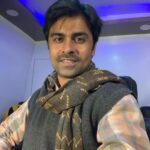 Jitendra Kumar Instagram - Sometimes I fall in love with the Authenticity of costumes 🧣👕 @dchaitru 🙌 #Lantrani #streaming #costumelove #zee5