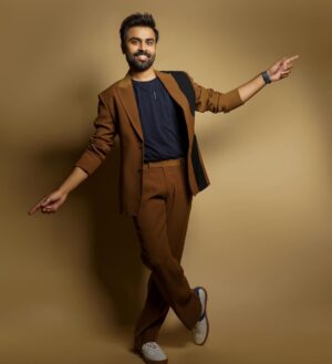 Jitendra Kumar Instagram - Vibing 🕺🏻 ..!! 
#DryDayOnPrime ..watch it now ..!! 

Styled by @krishi1606
Hair & Makeup @shenoyafernandes
Photography @niravthakkarphotography 
Custom Suit by @basicsandoffbeat
Time piece @titanwatchesindia 
Accessories @rimayu07
Footwear @zufr_india