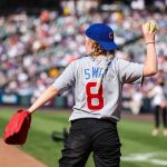 JoJo Siwa Instagram - WATCH ME PLAY IN THE MLB CELEBRITY SOFTBALL GAME TONIGHT ON ESPN AT 7:00/PST!⚾️ You can see on my face how much fun I had playing in this game!:)