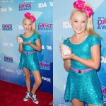 JoJo Siwa Instagram – So incredibly honored to have won “favorite dancer age 17 and under” at the @industrydanceawards last night !!!! Thanks you all so so much for voting for me 🎀😘💋 love my fans sooooooo much 😘👍🏻🎀⭐️ #peaceouthaterz #boomerangjojo #siwanatorz