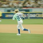 JoJo Siwa Instagram - Better video of my HR! Speeeeeeedy legs 🤓