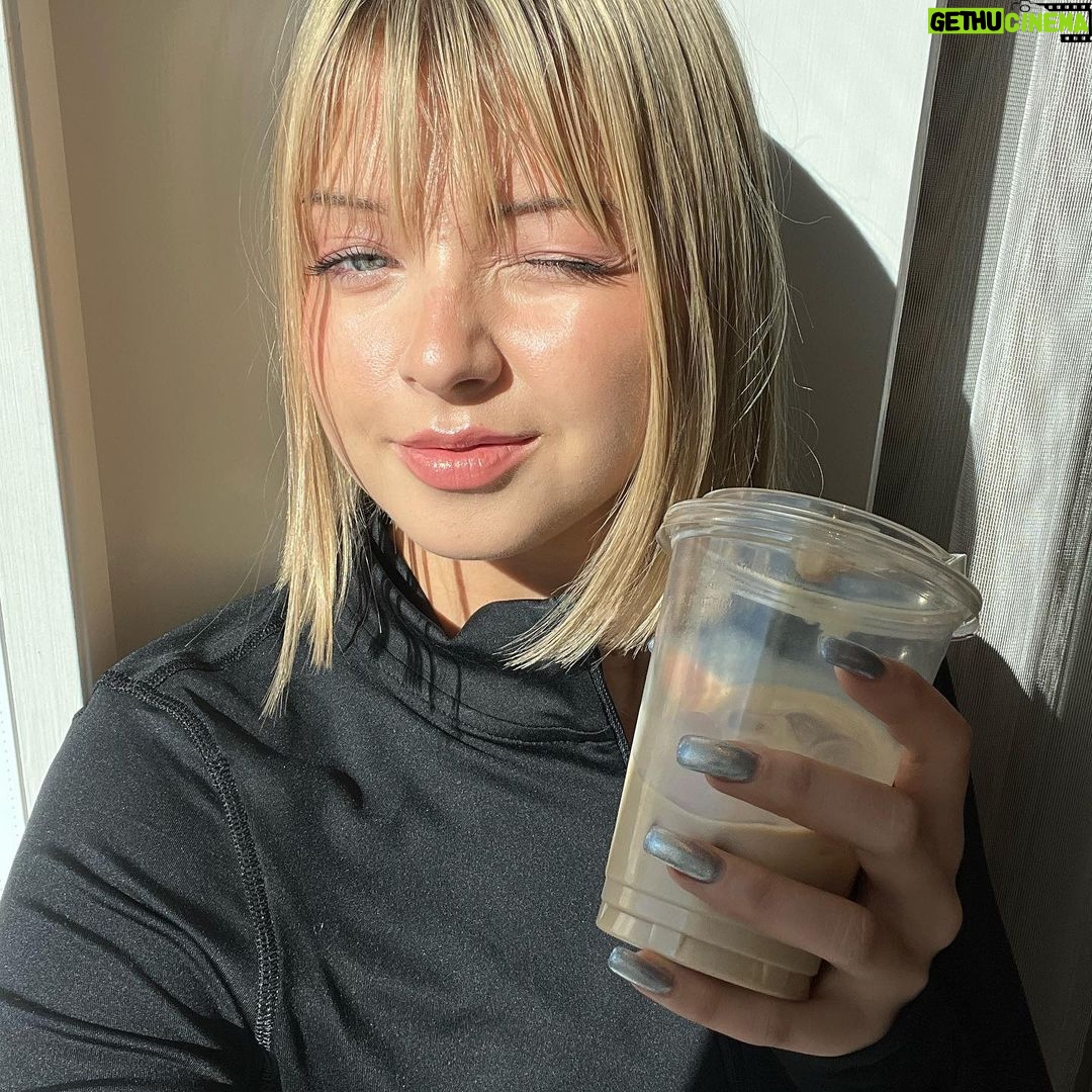 Joalin Loukamaa Instagram - I come from a country real cold, where people don’t say hello don’t nobody smile at you on the streets and it gets slippery when it’s dark. But I was raised in a city full of palm trees, salty Sea mixed with jalapeños, neighbours like family, Mi casa tu casa… Mix that Caribbean with the darkness you get a lover girl regardless. I’m deeper than the Atlantic but my hips soft like the early morning waves. I don’t belong anywhere but I’m at ease everywhere. I am free in a sense not many will ever feel. Hotel St. George Helsinki