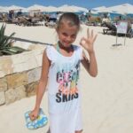 Joalin Loukamaa Instagram – Silkkii #1 🇫🇮 sen kunniaks täs mä ra-rannal sillo ku en tienny viel ees mitä kiireet on 🥂 kiitos @personadavi ku pyysit mut messii 🥳